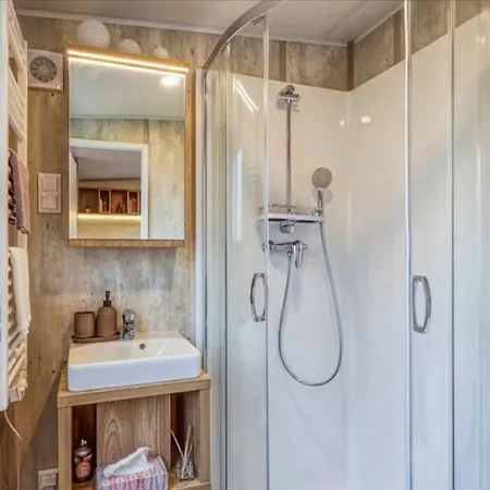 Tinyhouse Am Im Donau-ries בית נופש
